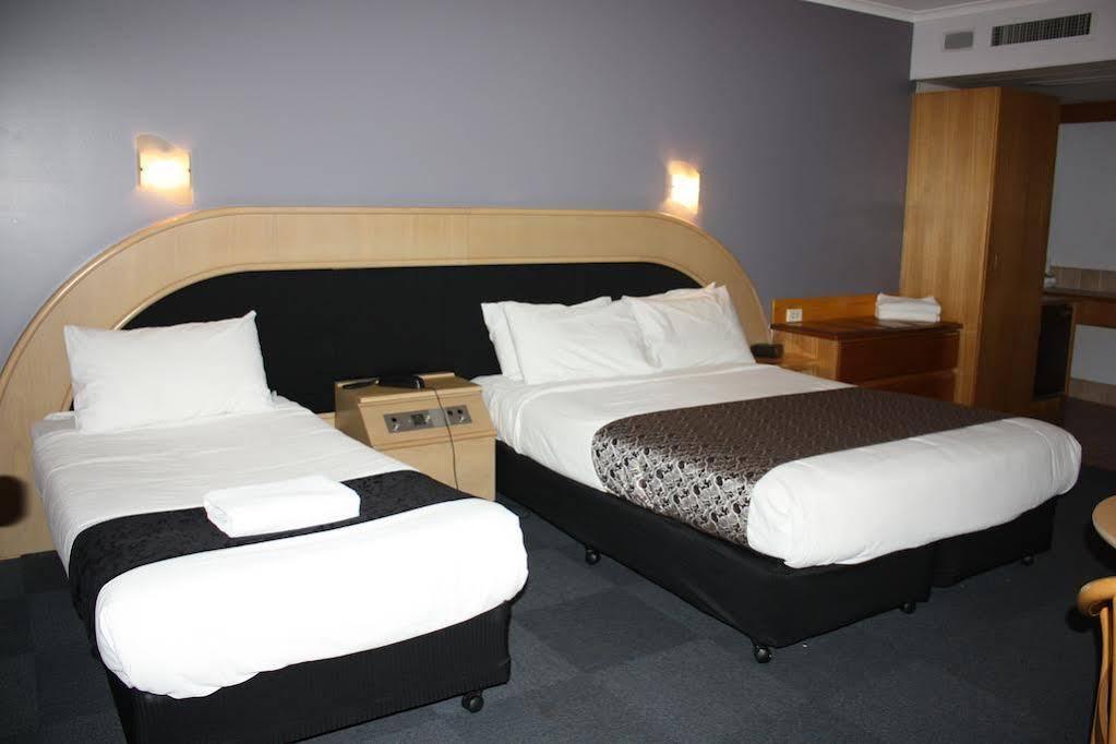 Capital Airport Motel 퀘안비얀 외부 사진