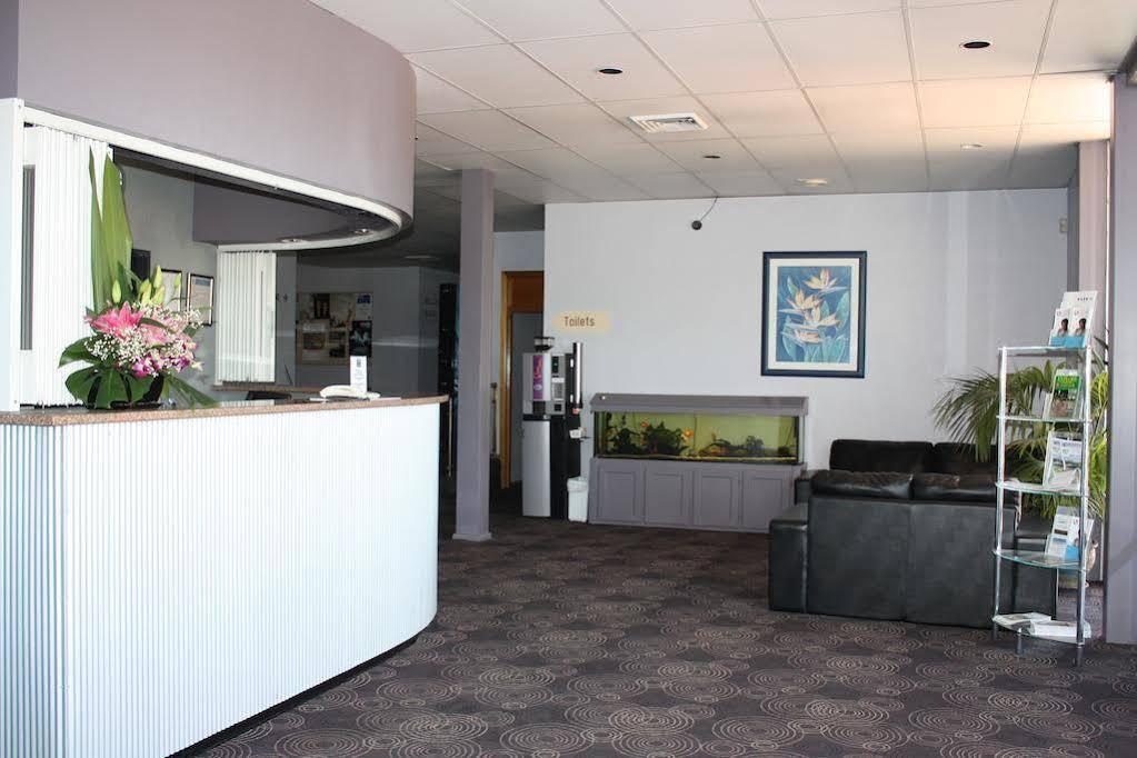 Capital Airport Motel 퀘안비얀 외부 사진