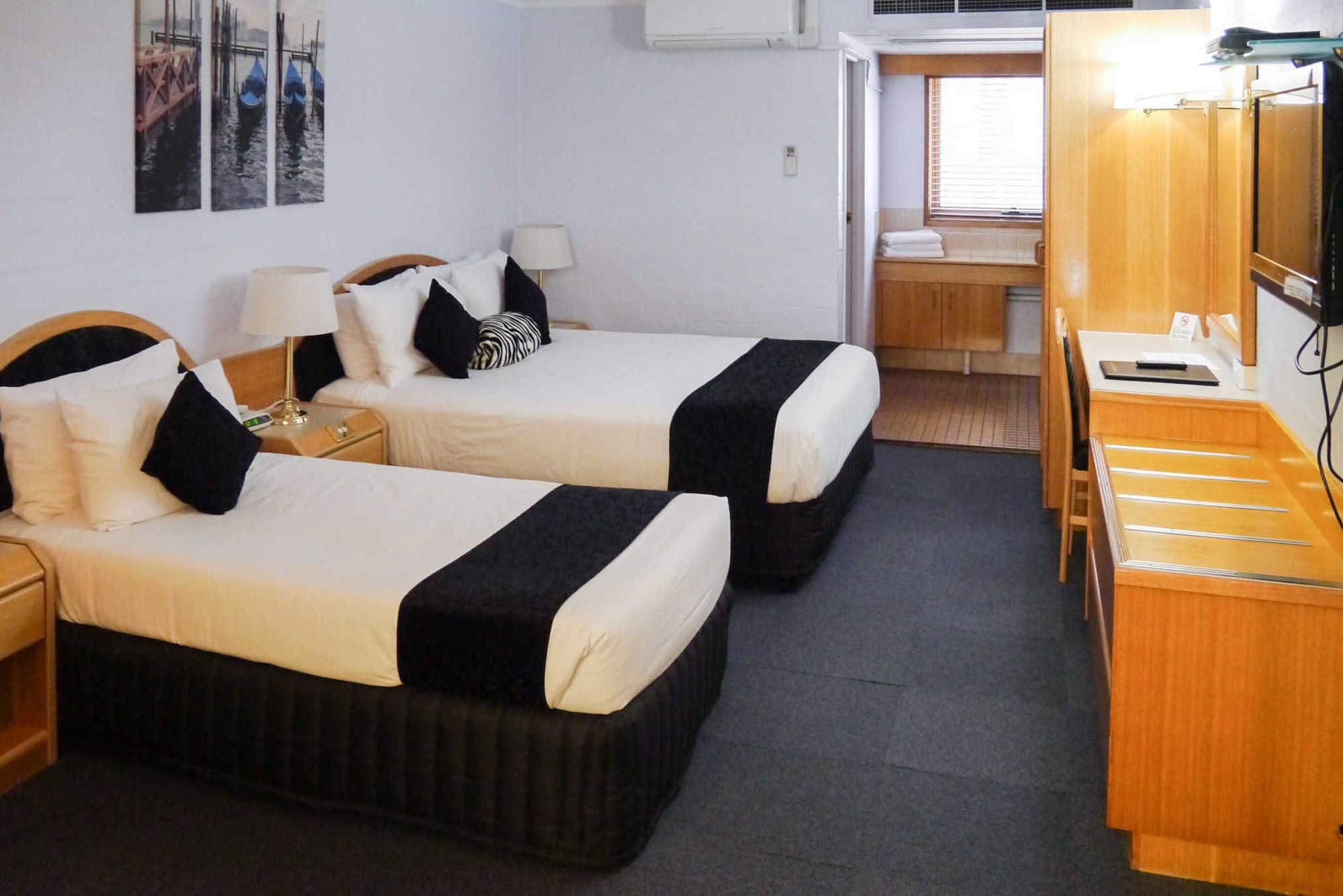 Capital Airport Motel 퀘안비얀 객실 사진